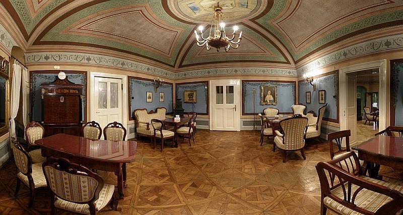 Mate Apartman Гюла Екстериор снимка